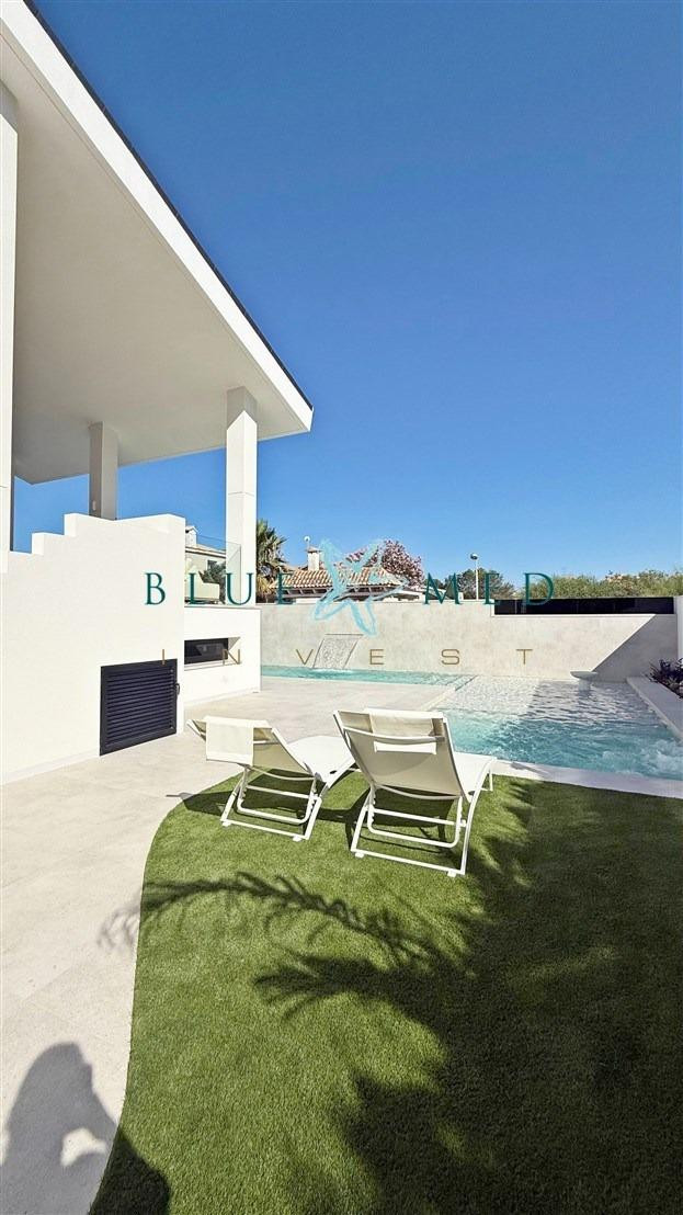 VILLA DE LUJO A ESTRENAR EN VENEZIOLA - LA MANGA DEL MAR MEN - foto 4