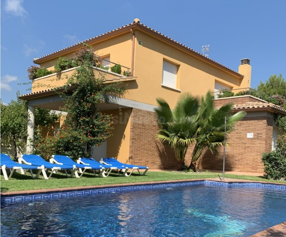 Casa-Chalet en Venta en Cubelles Barcelona