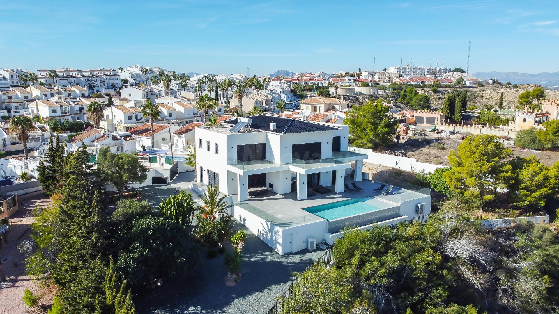 Espectacular villa de lujo con apartamento de invitados privado en Ciudad Quesada