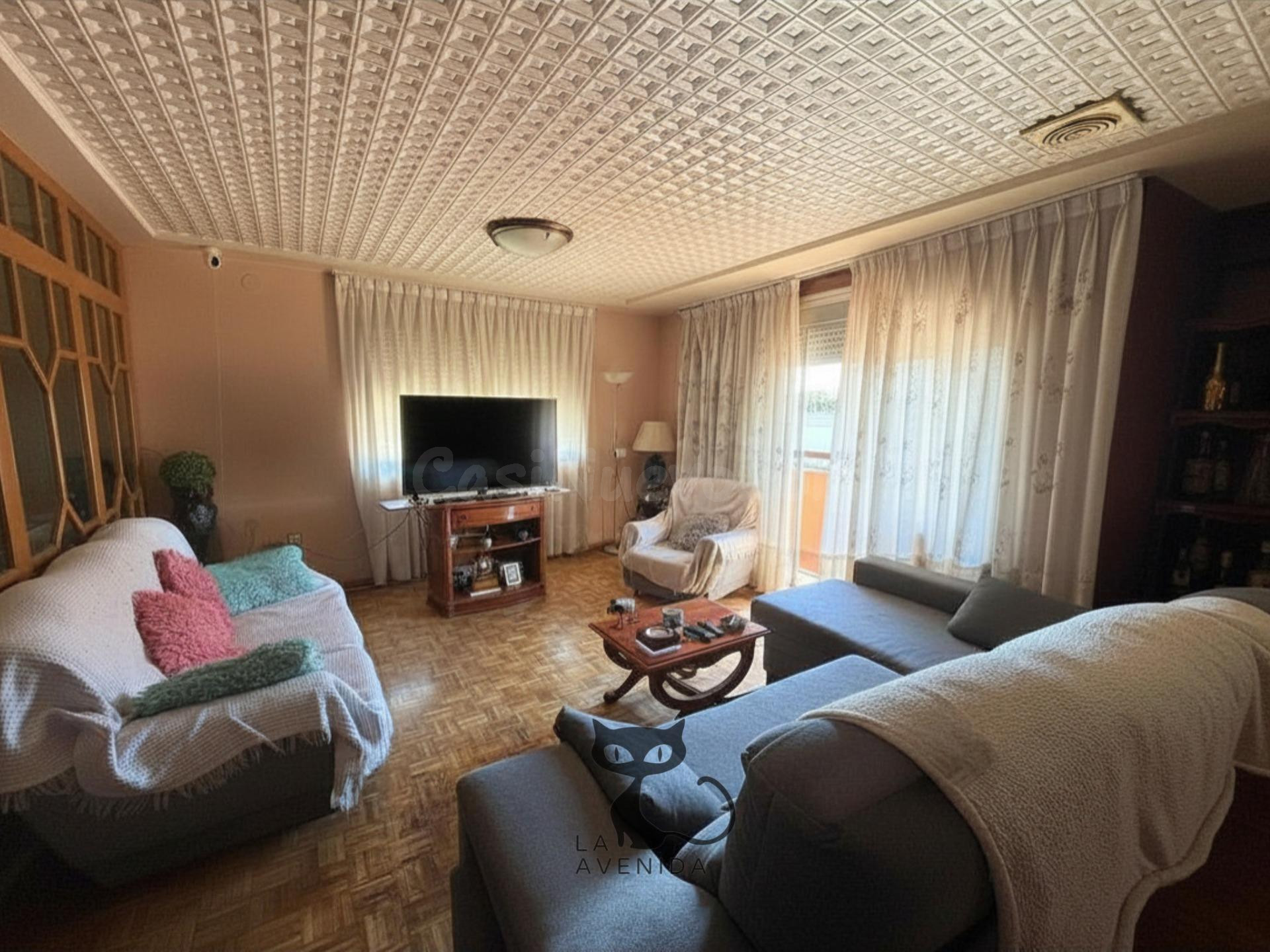 PISO EN VENTA EN BENETUSSER