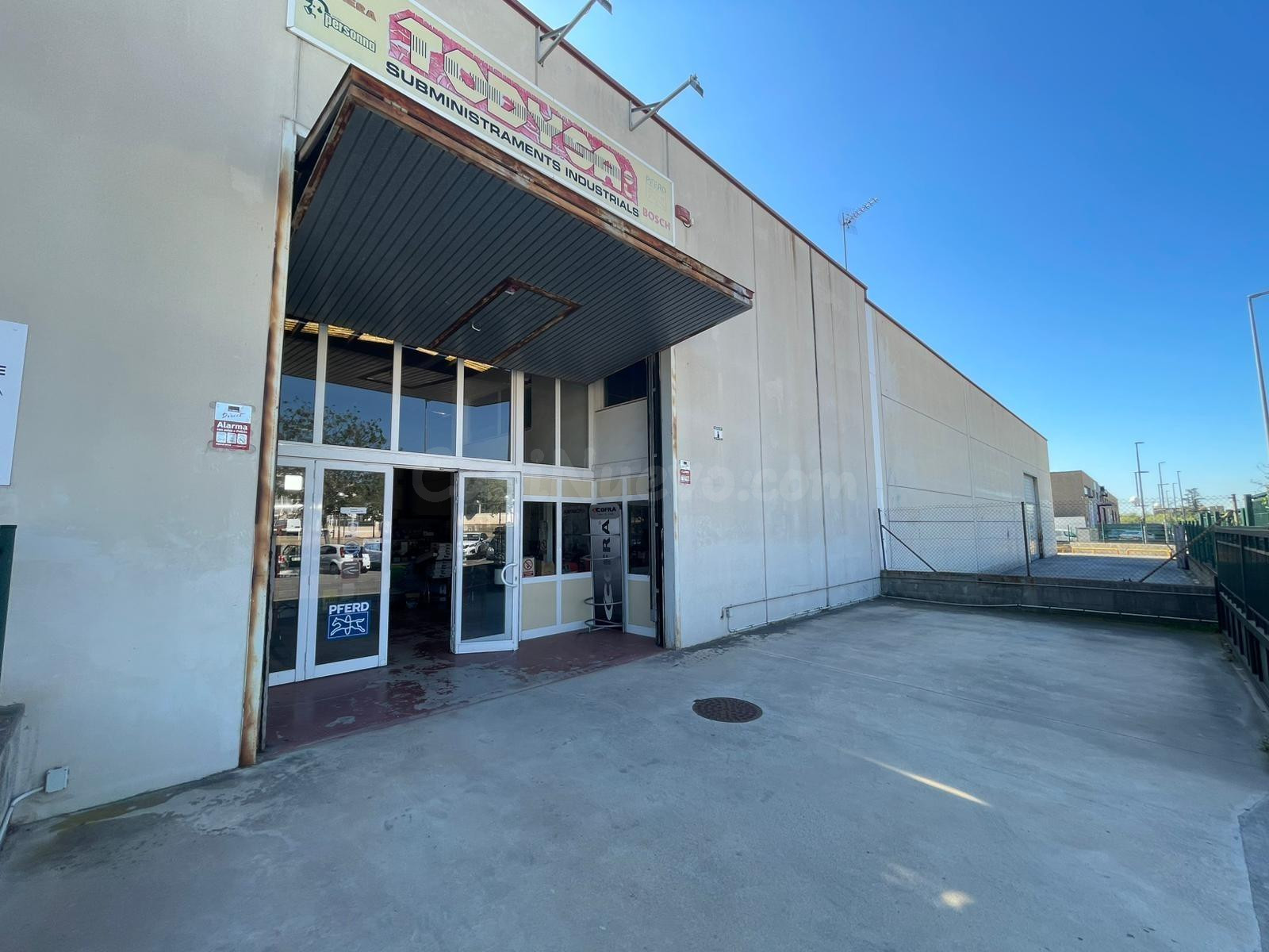 Nave industrial en venta en zona estratégica de La Pobla de Mafumet