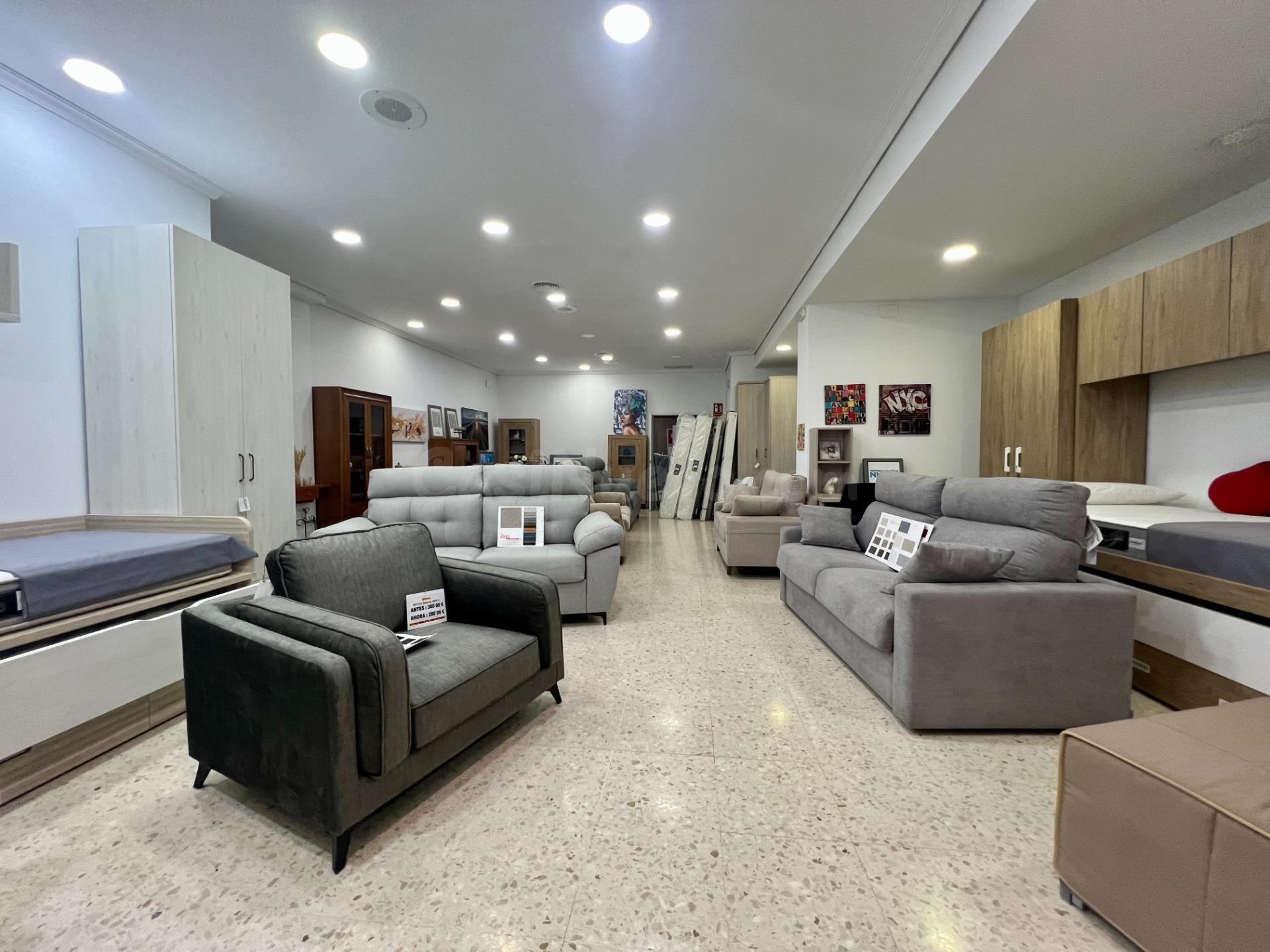 LOCAL COMERCIAL EN AVENIDA BARCELONA