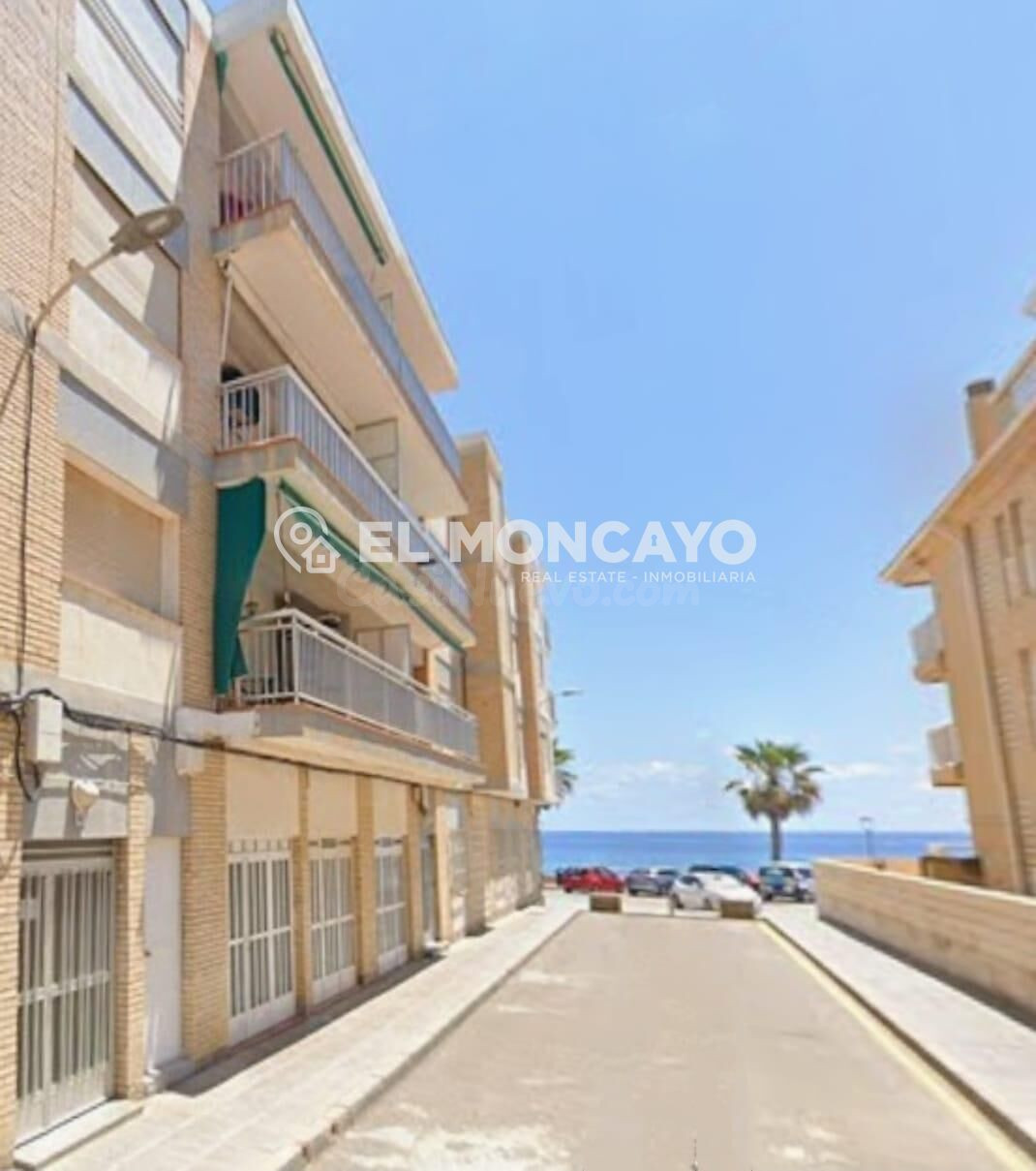 Fantástico apartamento con vistas laterales al mar en Torre  - foto 3