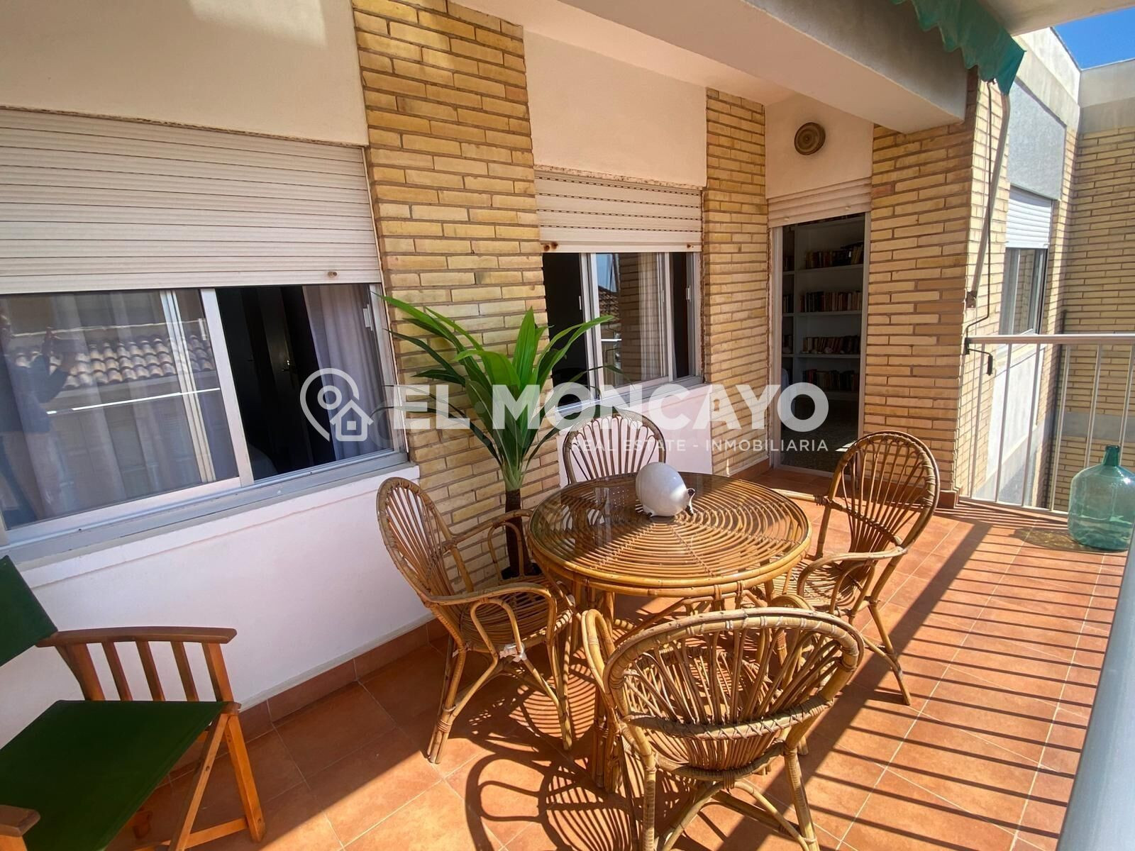 Fantástico apartamento con vistas laterales al mar en Torre  - foto 5