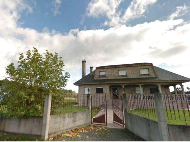 SE VENDE casa adosada OKUPA en C Barrio - Felmil 29 de Begon - foto 4
