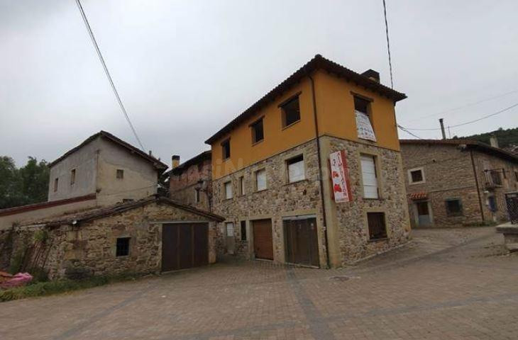 SE VENDE piso OKUPA en C CL S ANDRES,6 Canales de la Sierra - foto 2