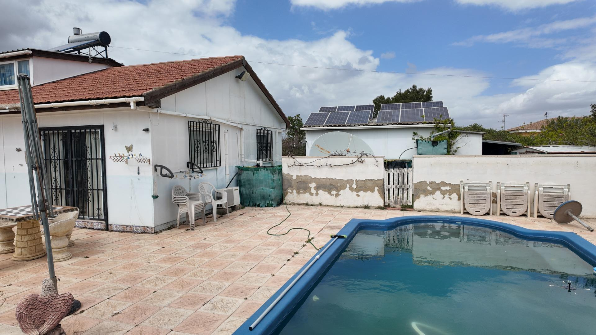 Exclusiva casa de campo con piscina privada y tres dormitori - foto 3
