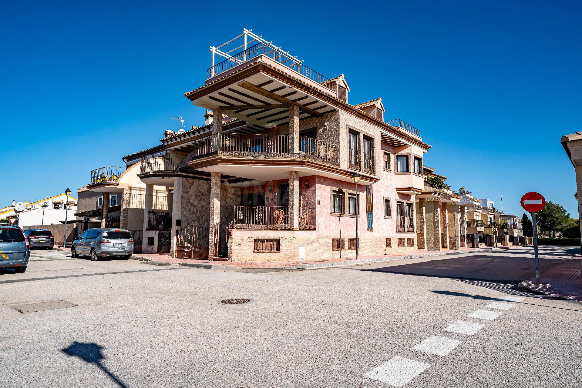 Vivienda en Daya Nueva con piscina
