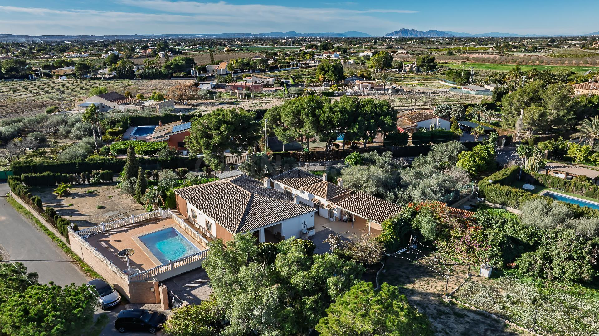 Chalet en Maitino, Elche