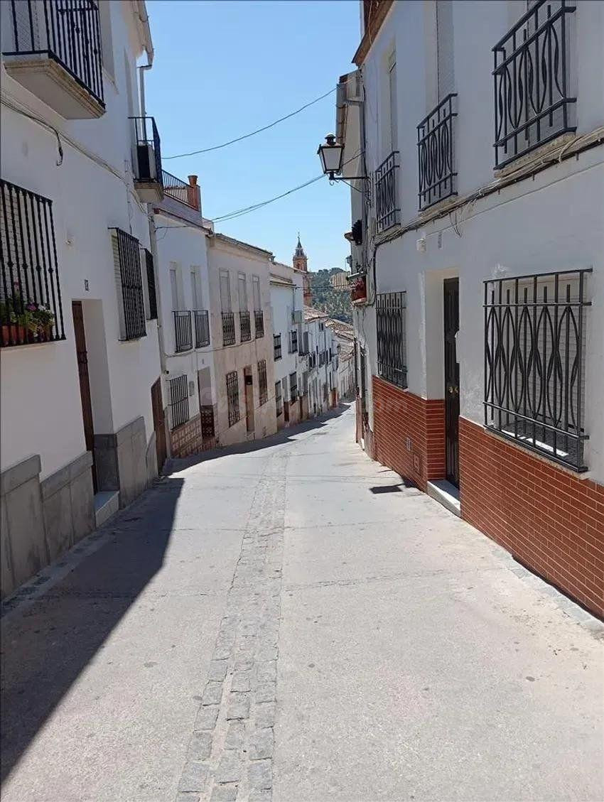 SE VENDE otro OKUPA en C Piedra  de Algodonales - foto 2
