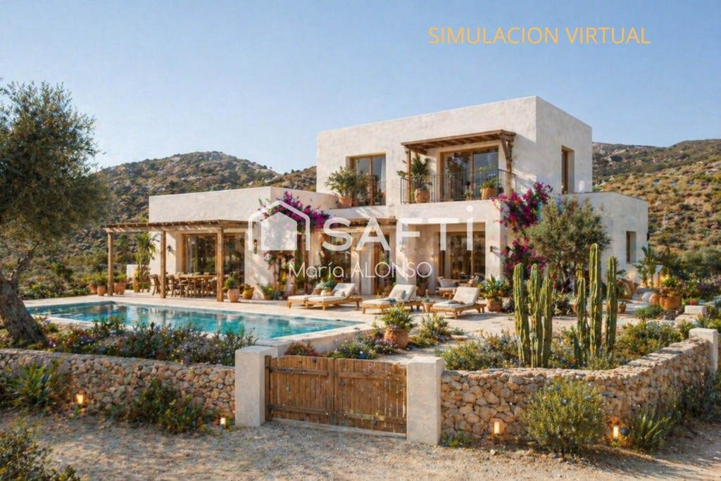 Parcela urbana con encanto mediterráneo, a 5 minutos del mar, ideal para hogar ó inversión única!
