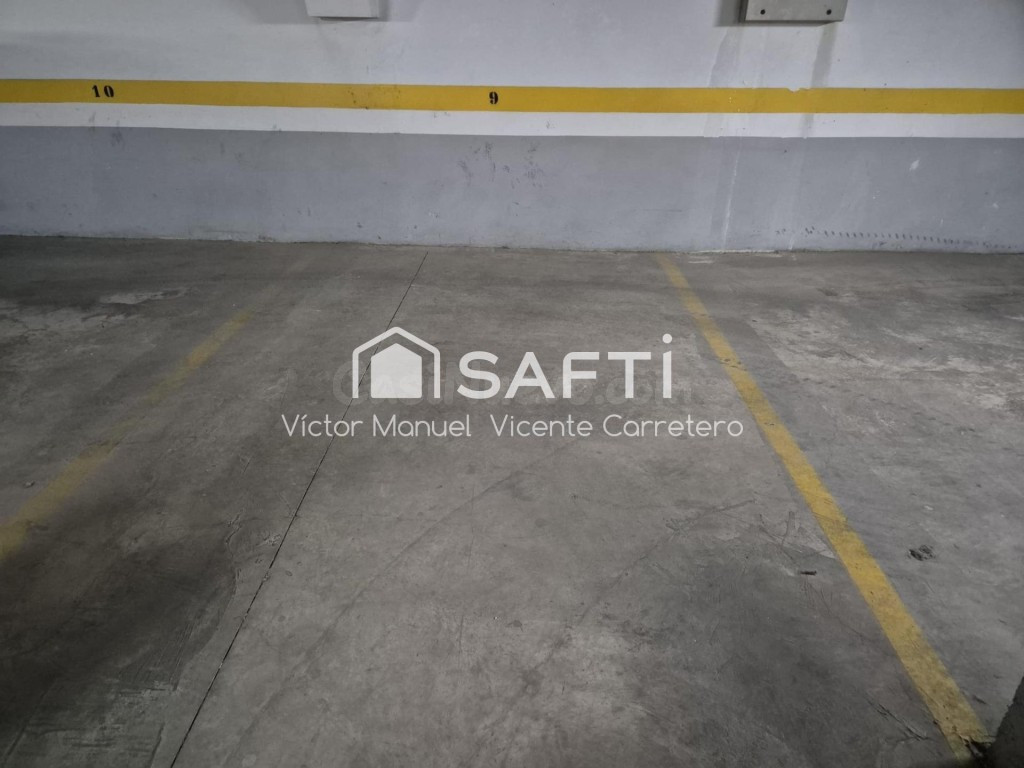 Plaza de garaje en la Avenida 9 de Octubre