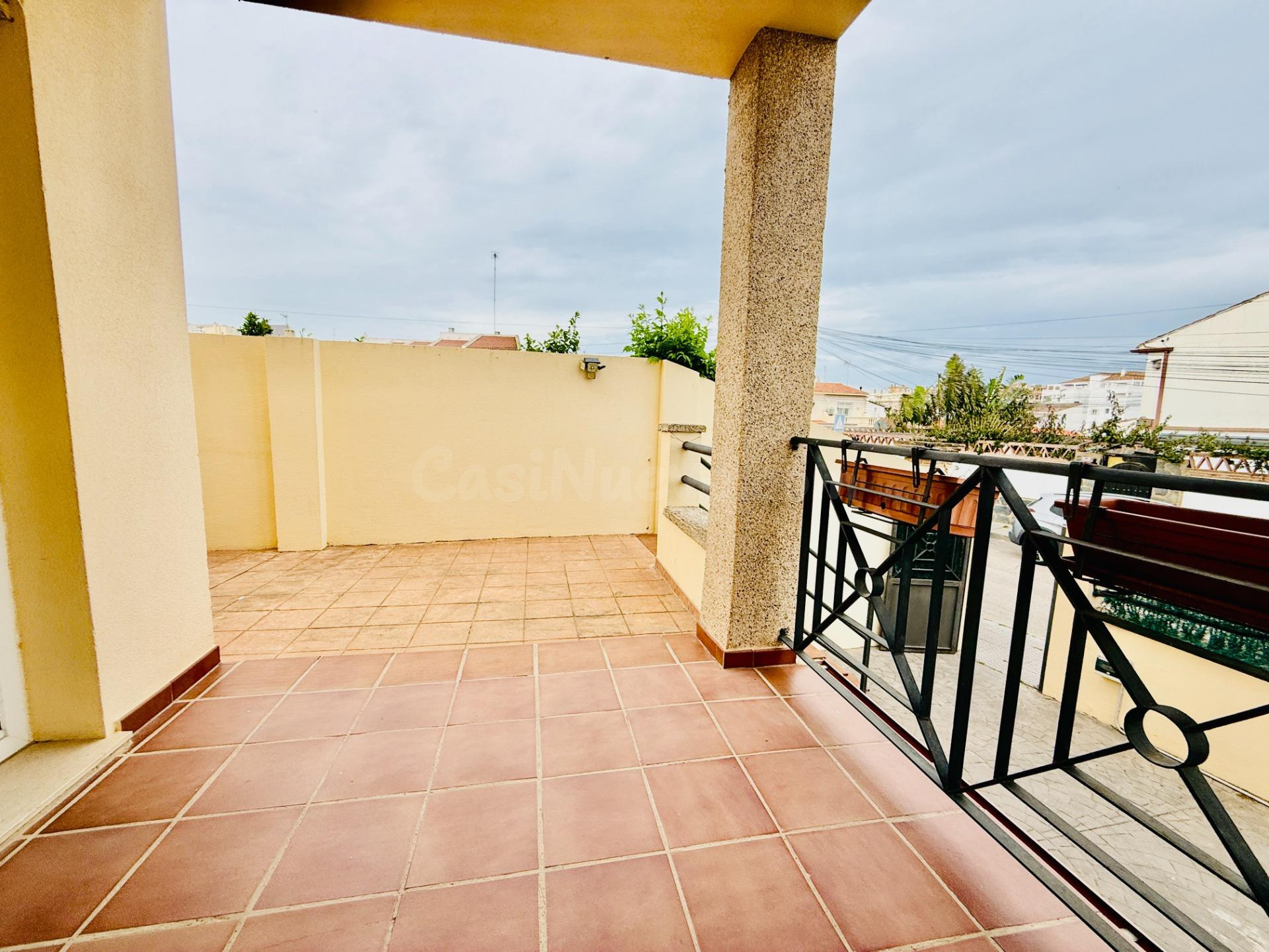 Casa de 5 dormitorios en Los Alamos, Torremolinos. Costa del - foto 4