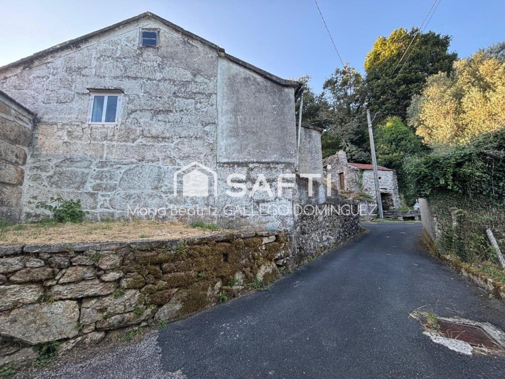SE VENDE CASA A REFORMAR EN EL AYUNTAMIENTO DE A CAÑIZA - PONTEVEDRA