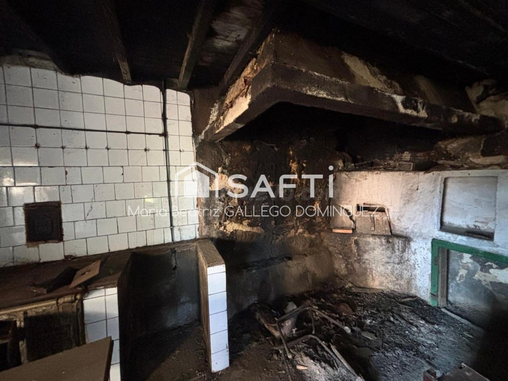 SE VENDE CASA A REFORMAR EN EL AYUNTAMIENTO DE A CAÑIZA - PO - foto 5