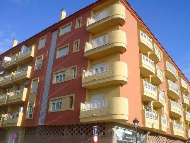 SE VENDEN DOS PLAZAS DE GARAJE EN SÓTANO-EN PLENO NÚCLEO URBANO