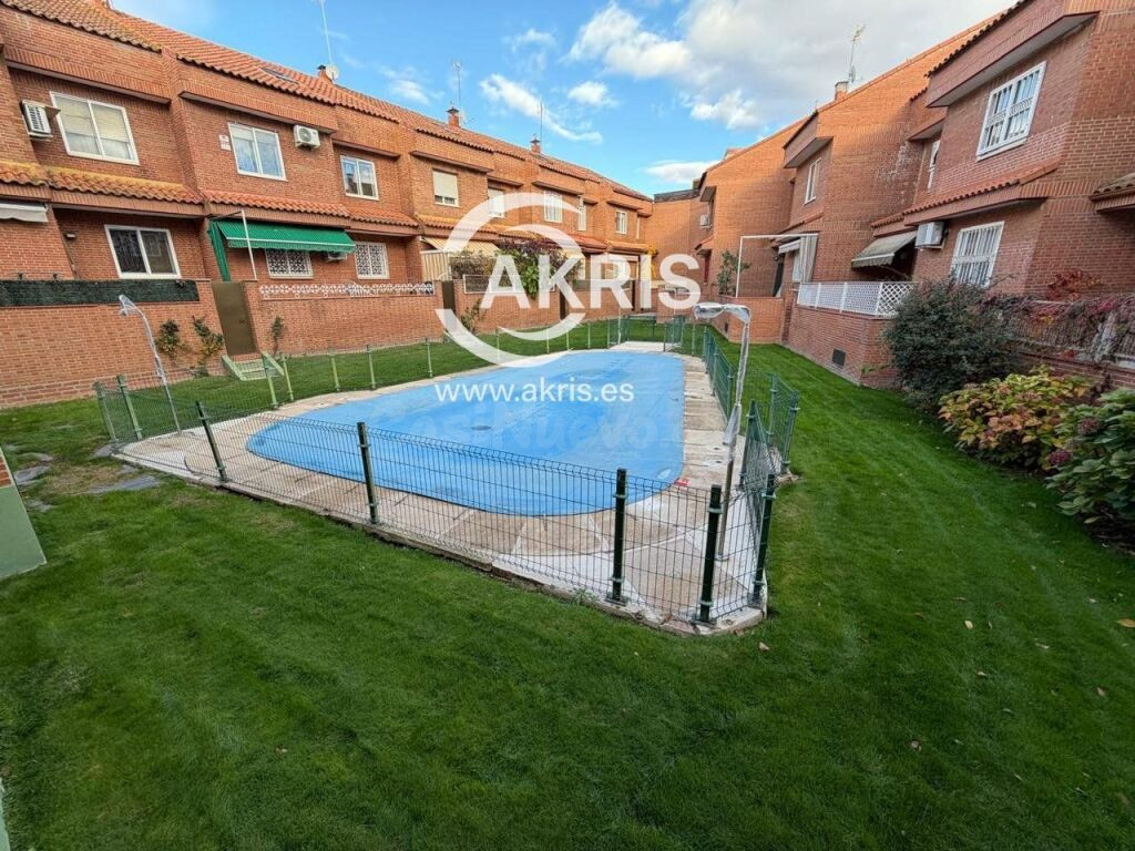 Chalet Independiente en Ajalvir - foto 4