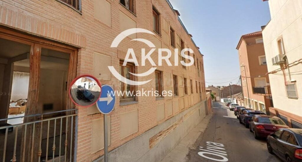 Edificio Singular en Recas