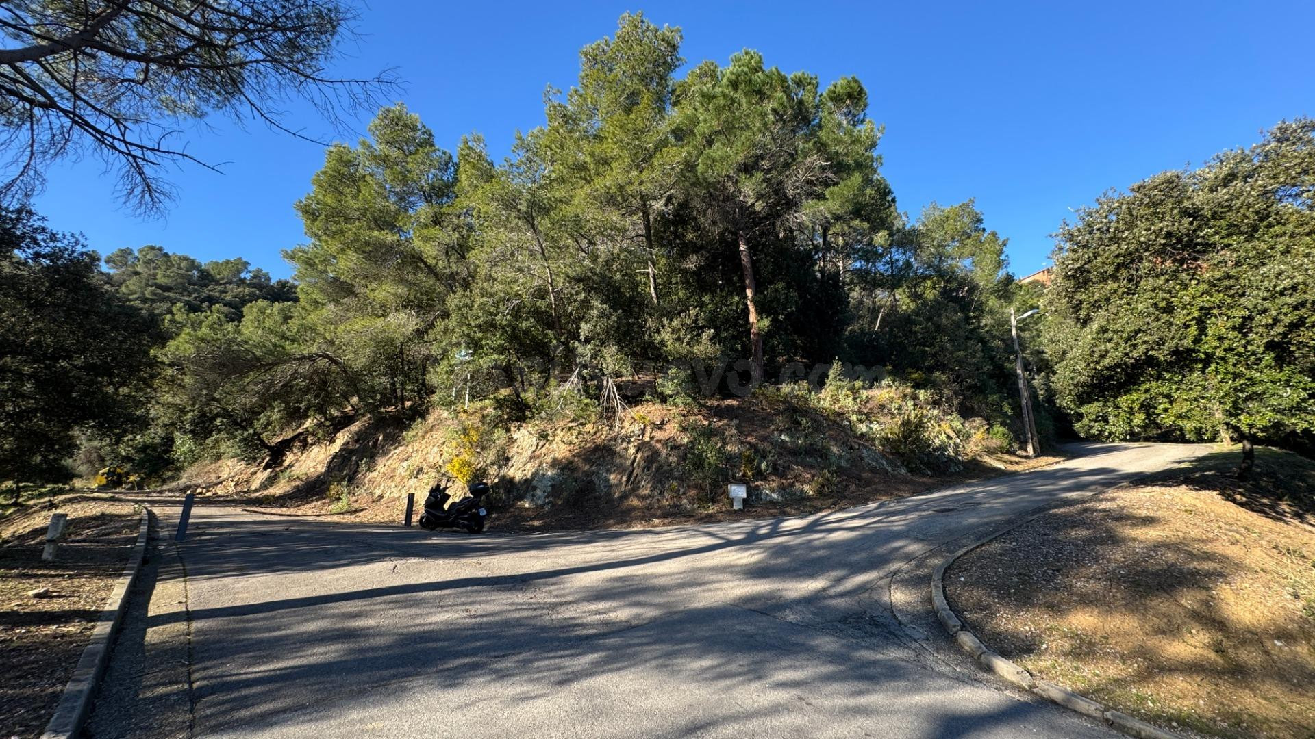 El terreno que puede convertirse en una pequeña promoción residencial