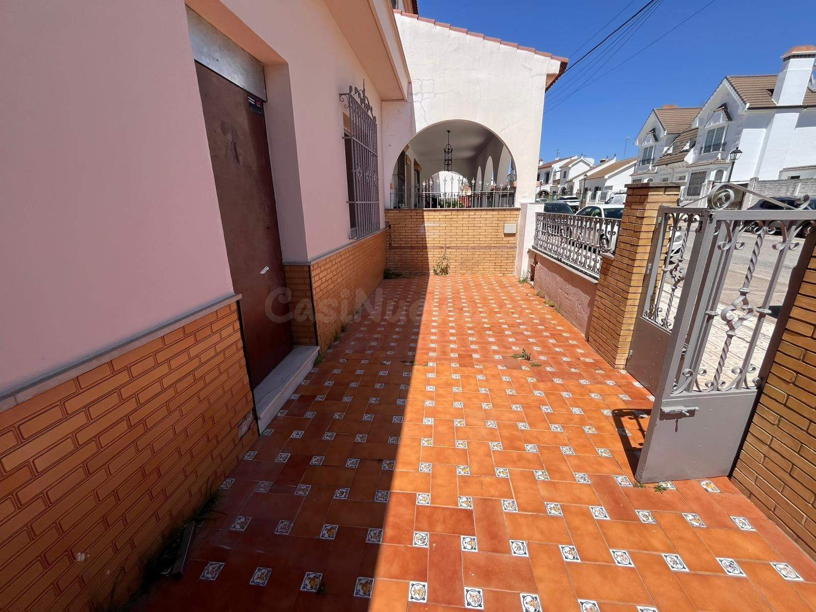 Chalet adosado en venta en Calle Domingo Martinez