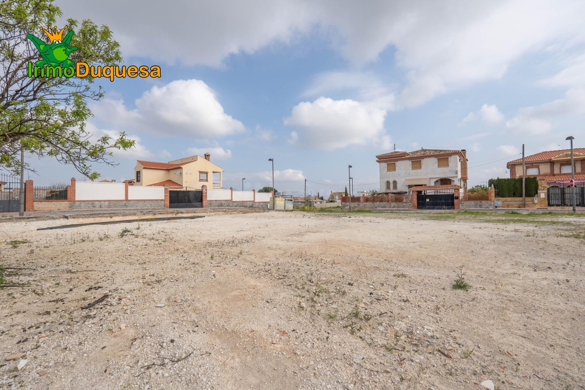 Solar urbano de 985 m2 en Cúllar Vega (El Ventorrillo) - foto 5