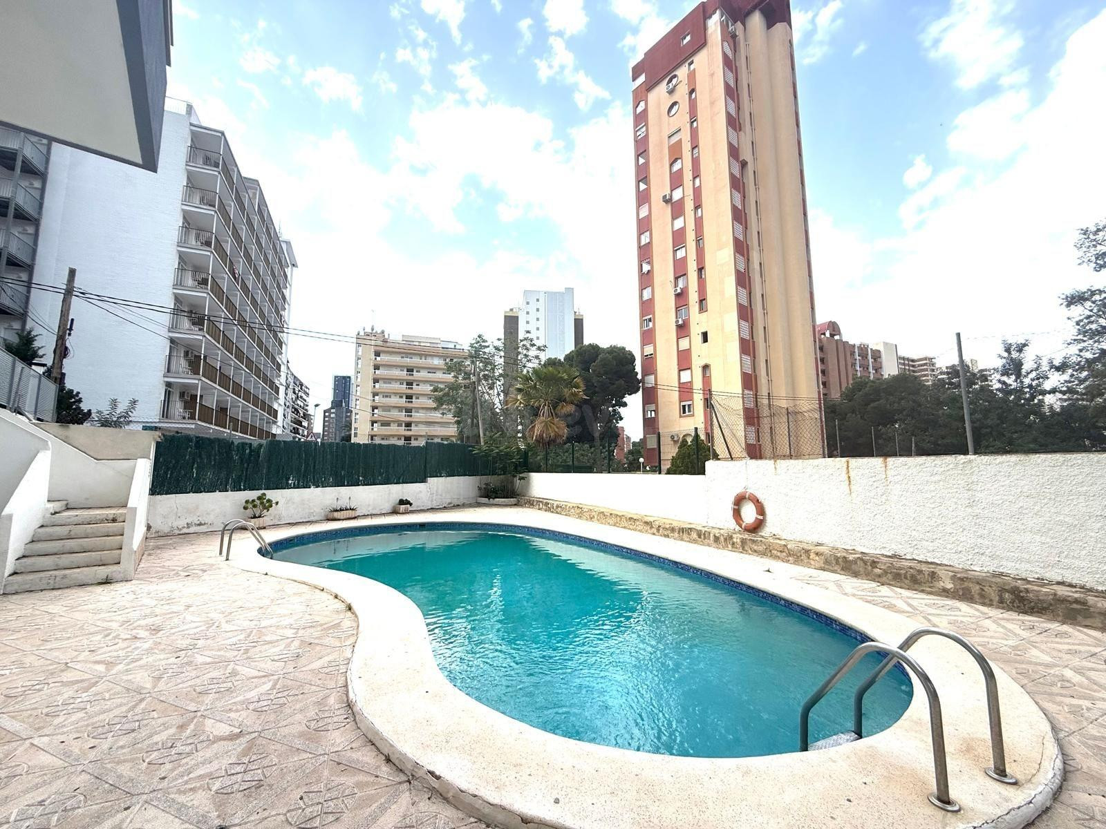 SE VENDE APARTAMENTO CON VISTAS AL MAR EN RINCON DE LOIX BENIDORM