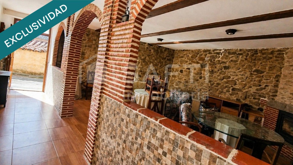 Casa de piedra con encanto y gran proyección - foto 2