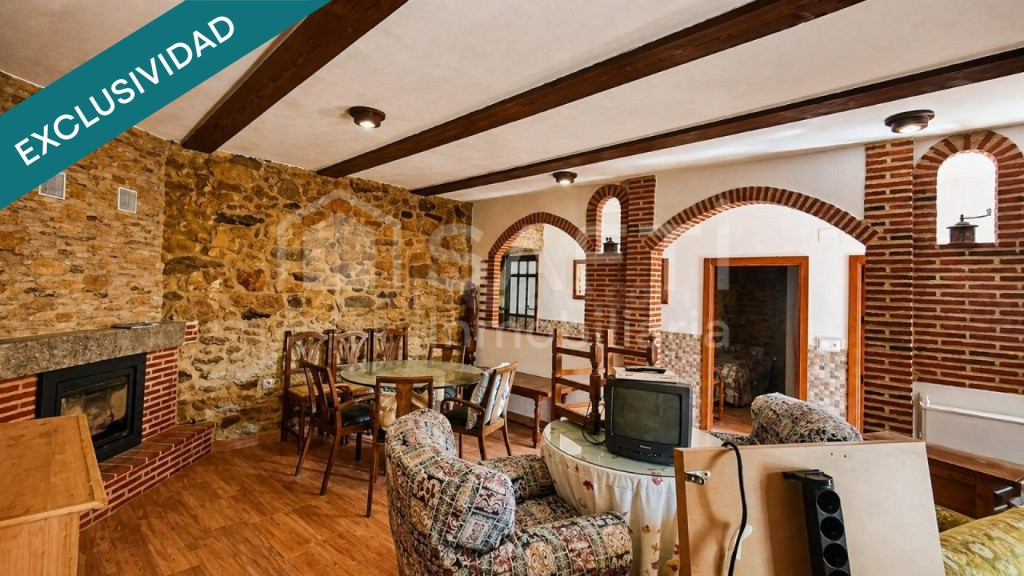 Casa de piedra con encanto y gran proyección - foto 3