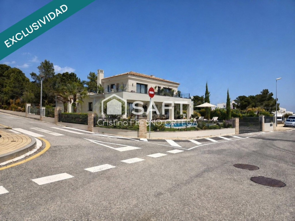¡Terreno urbano edificable a un paso del mar en la Costa Dor - foto 2