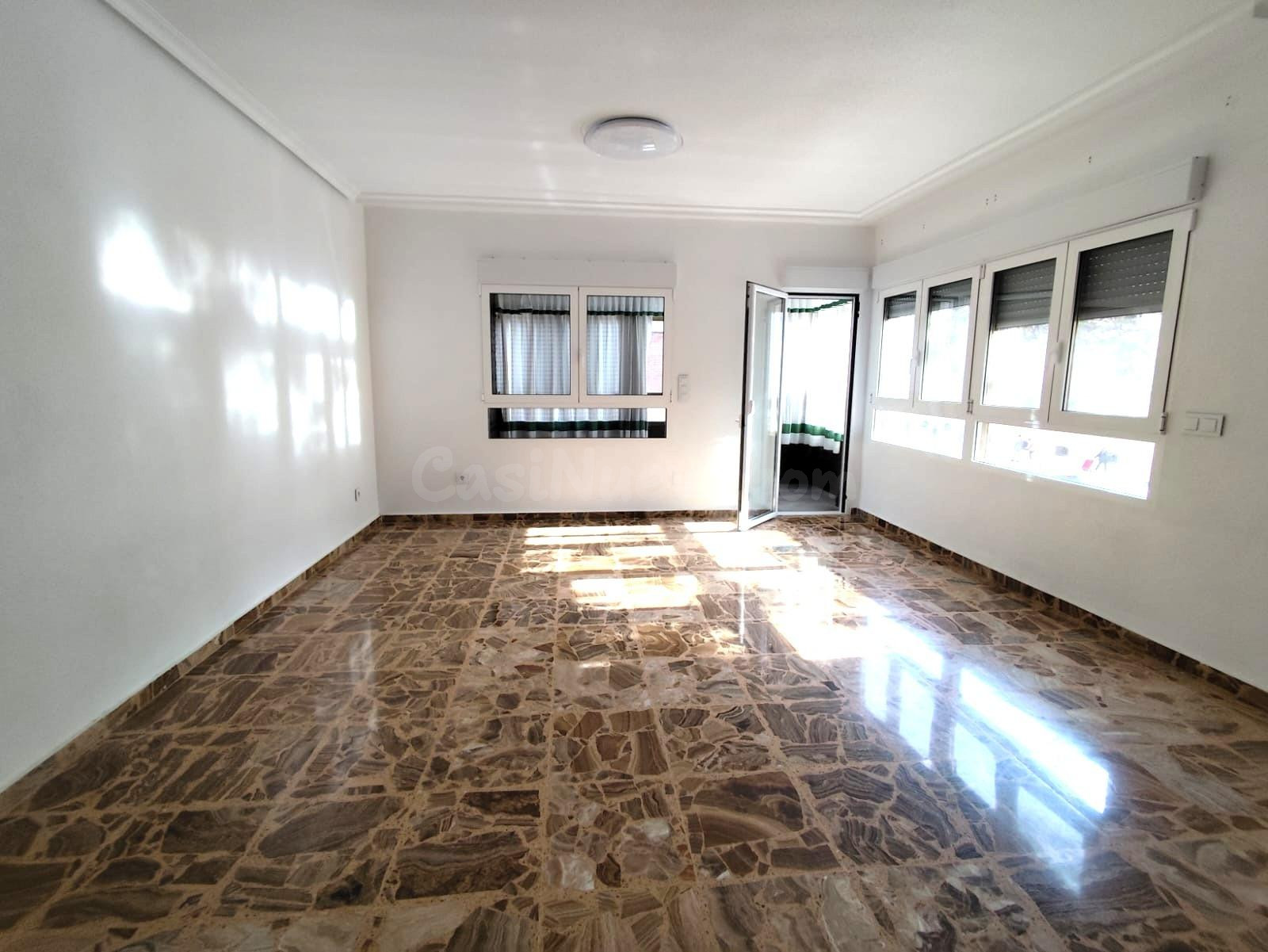 VIVIENDA EN ALQUILER EN ANGEL BRUNA....!!!!!