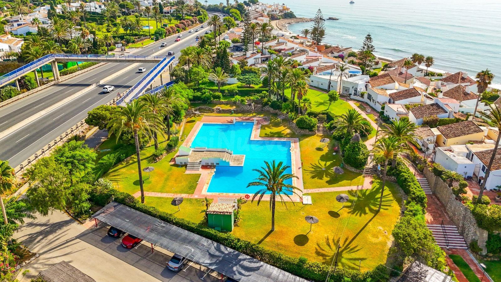 Chalet pareado en venta en Urbanizacion Bahia Dorada