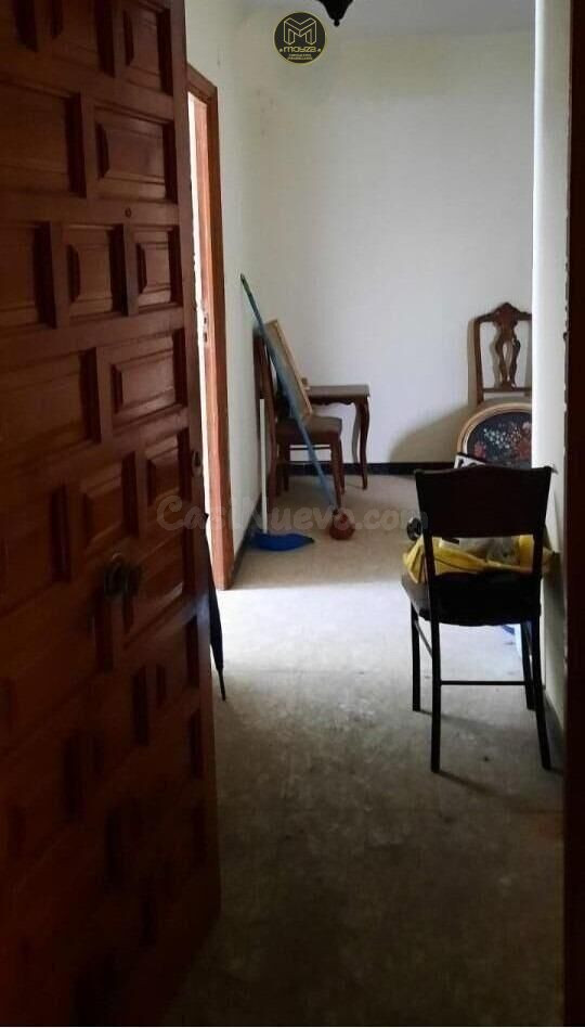 Piso en Torredelcampo, 3 dormitorios, cerca de servicios