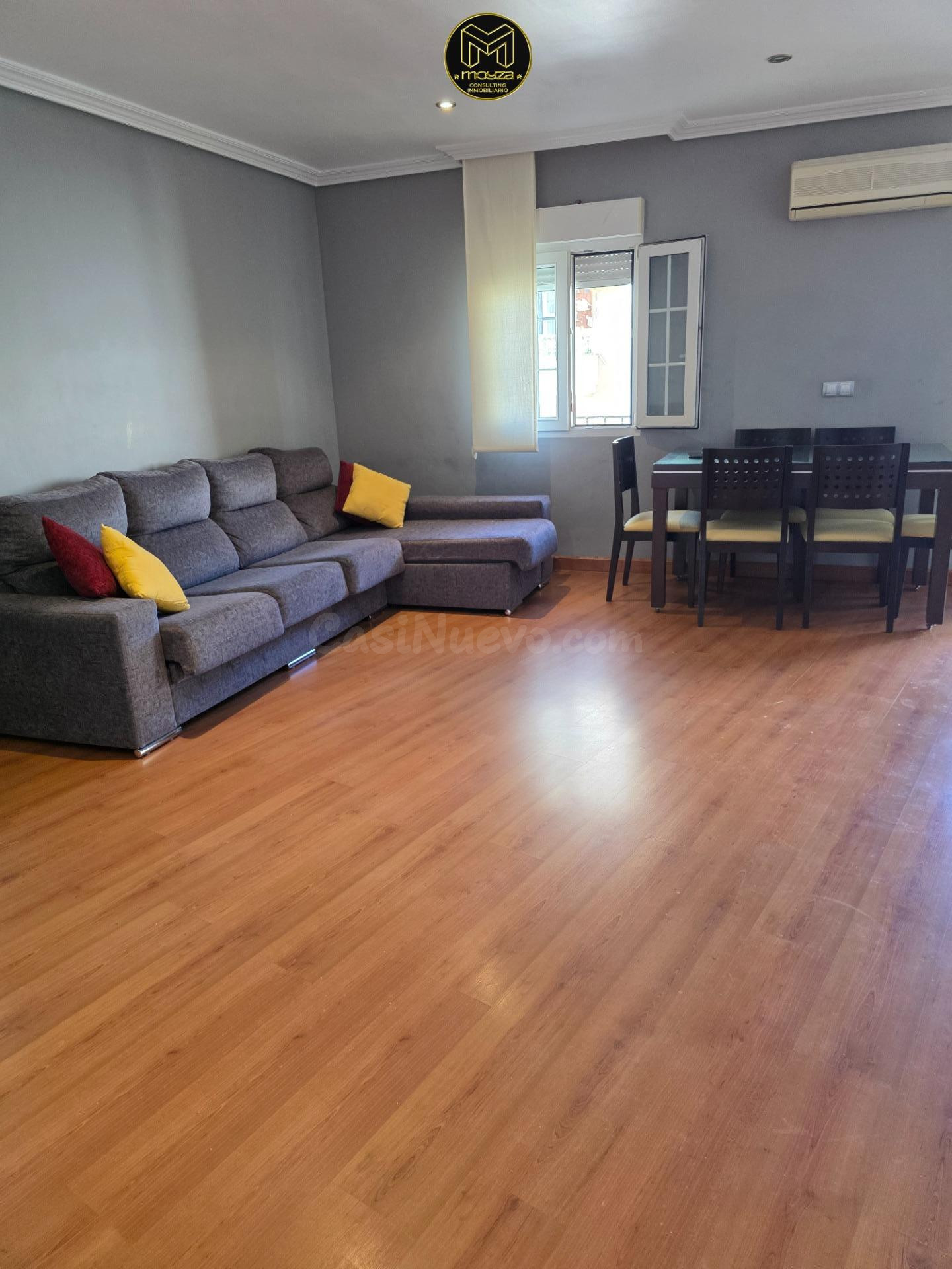 Piso reformado en Torredelcampo: 80m² con balcón y vistas