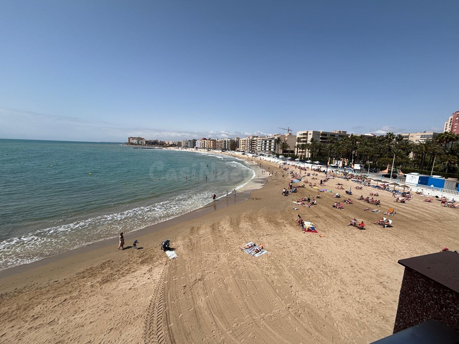 Joya frente al Mar: Apartamento con Vistas Panorámicas en Playa de los Locos