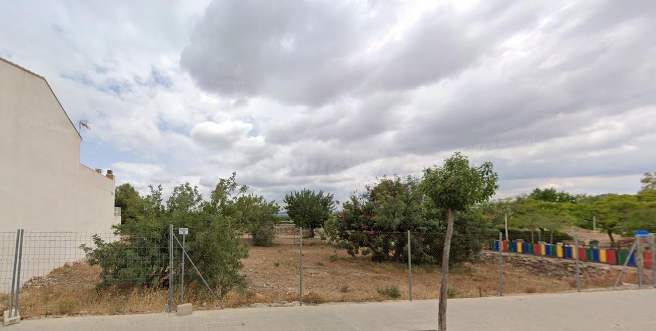 SOLAR EN BENISANÓ
