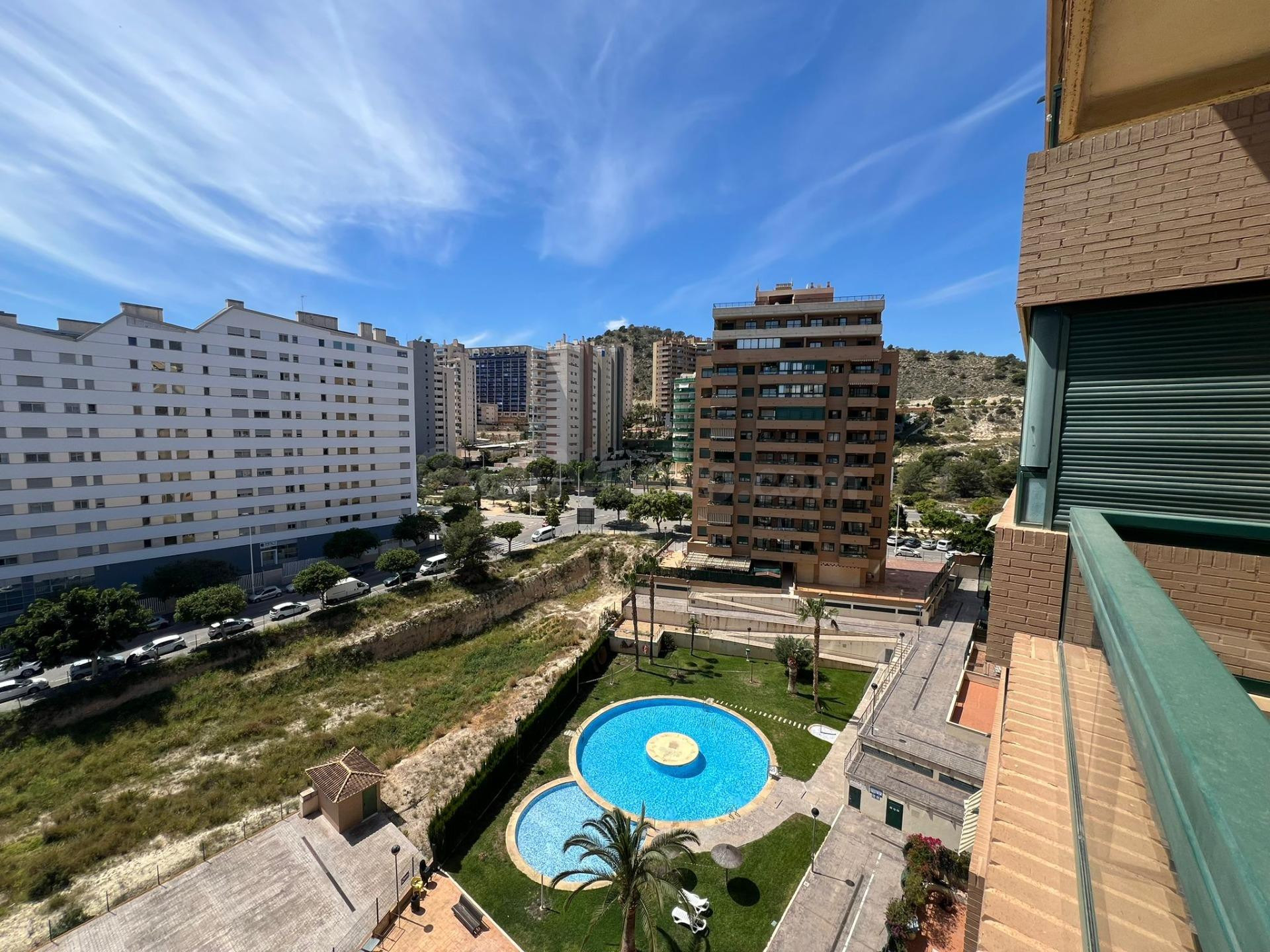 SE VENDE PRECIOSO APARTAMENTO CON VISTAS AL MAR EN LA CALA