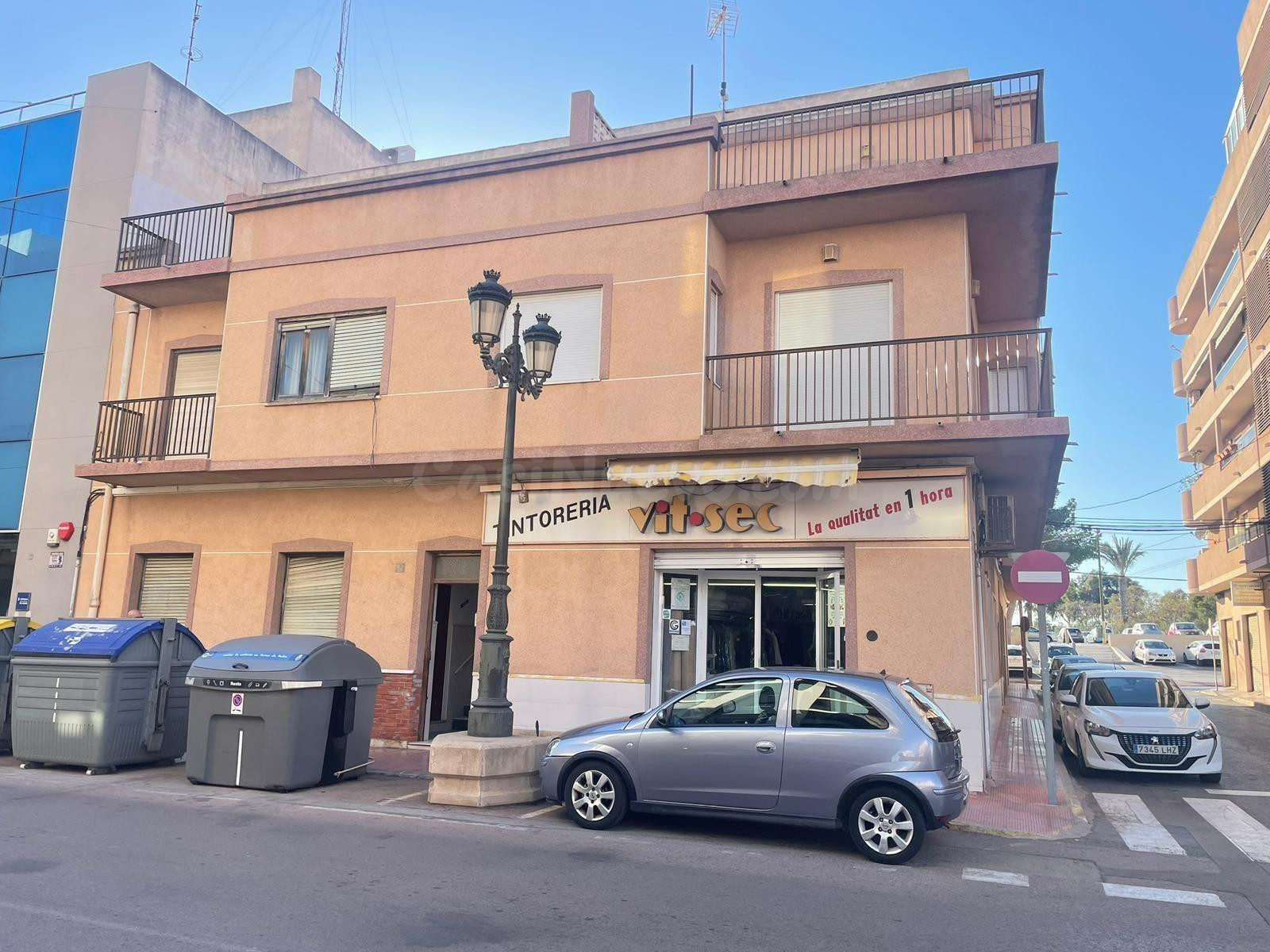 FANTÁSTICA VIVIENDA UNIFAMILIAR EN EL CENTRO DE GUARDAMAR DEL SEGURA, COSTA BLANCA SUR
