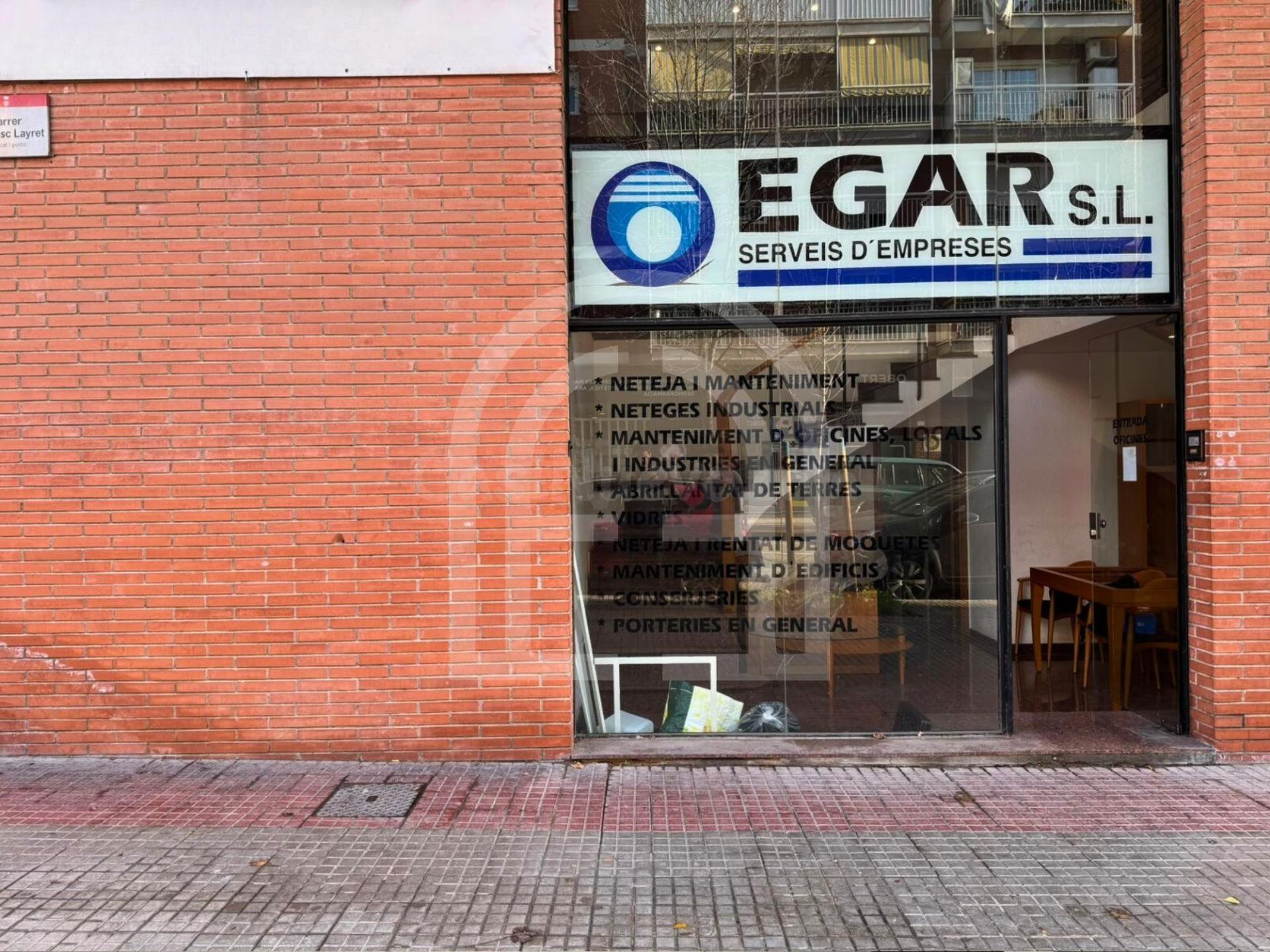 Local en venta en Carrer de Francesc Layret, Can Borrell - foto 2