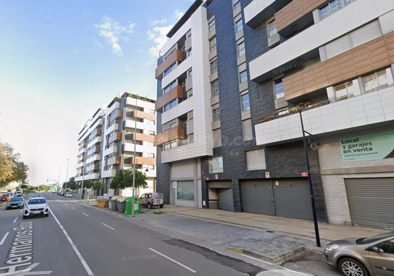 PLAZAS DE PARKING