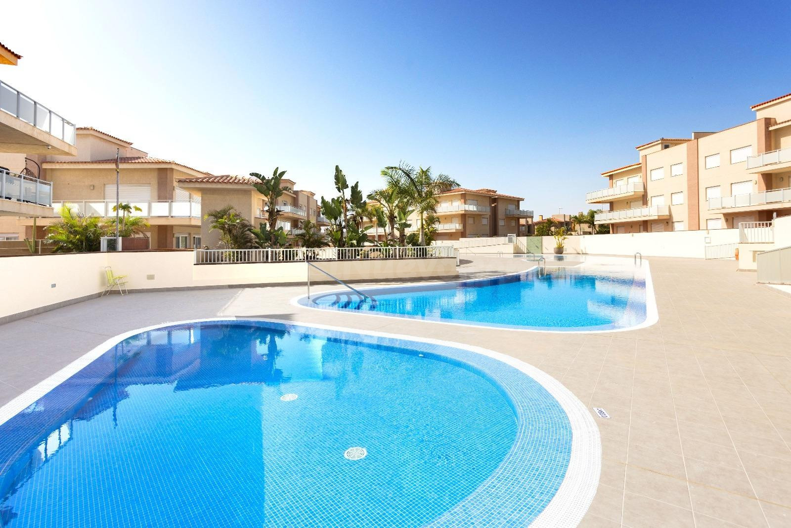 Fantástico Dúplex en Amarilla Golf