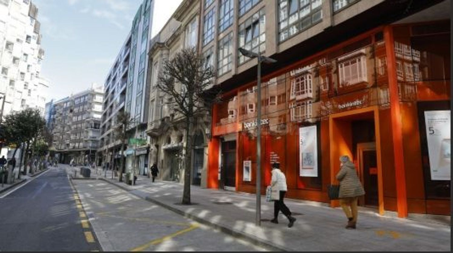 Local comercial 160m² en venta - Ensanche