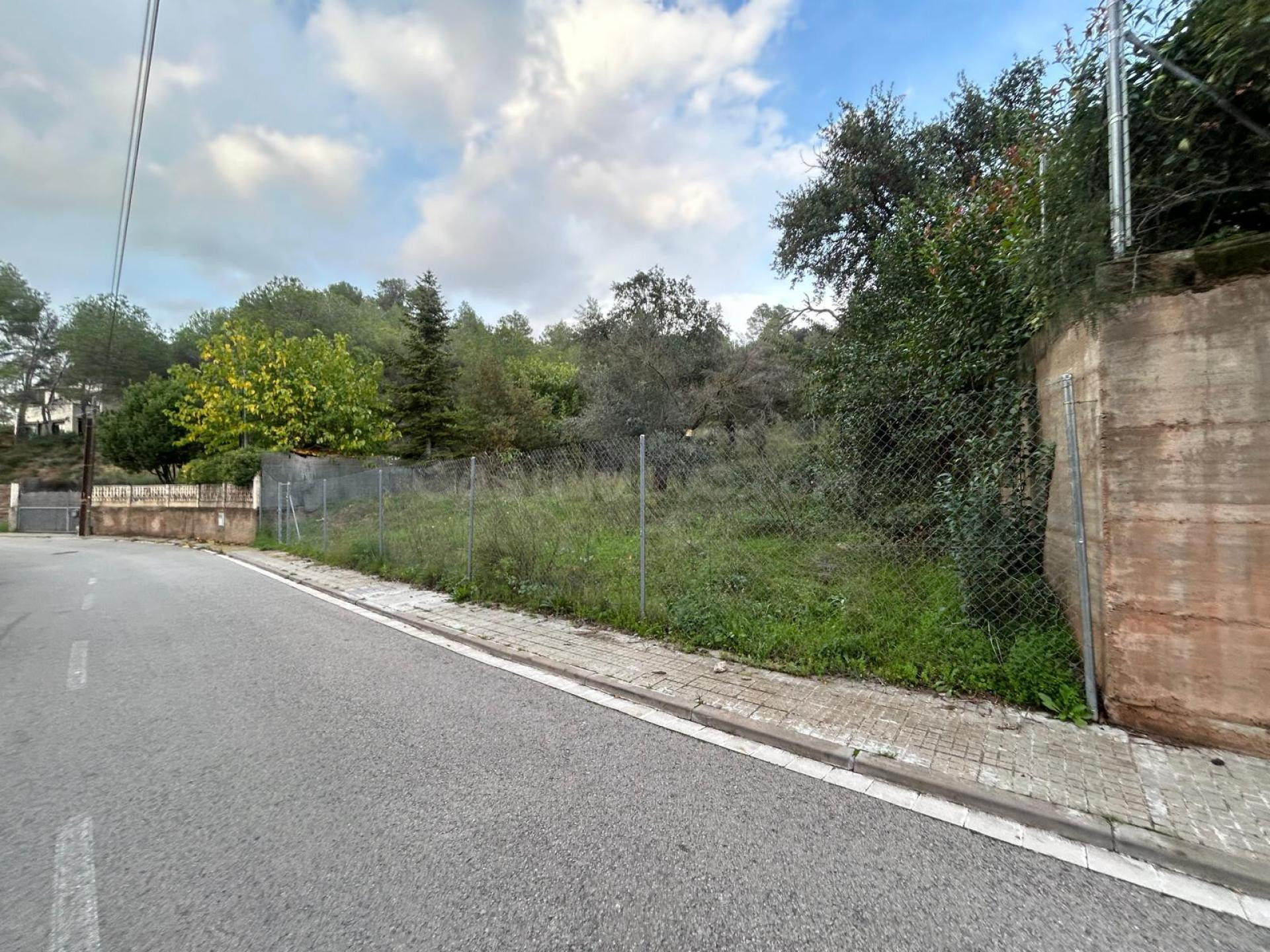 Terreno urbano en venta - Can soles del pala