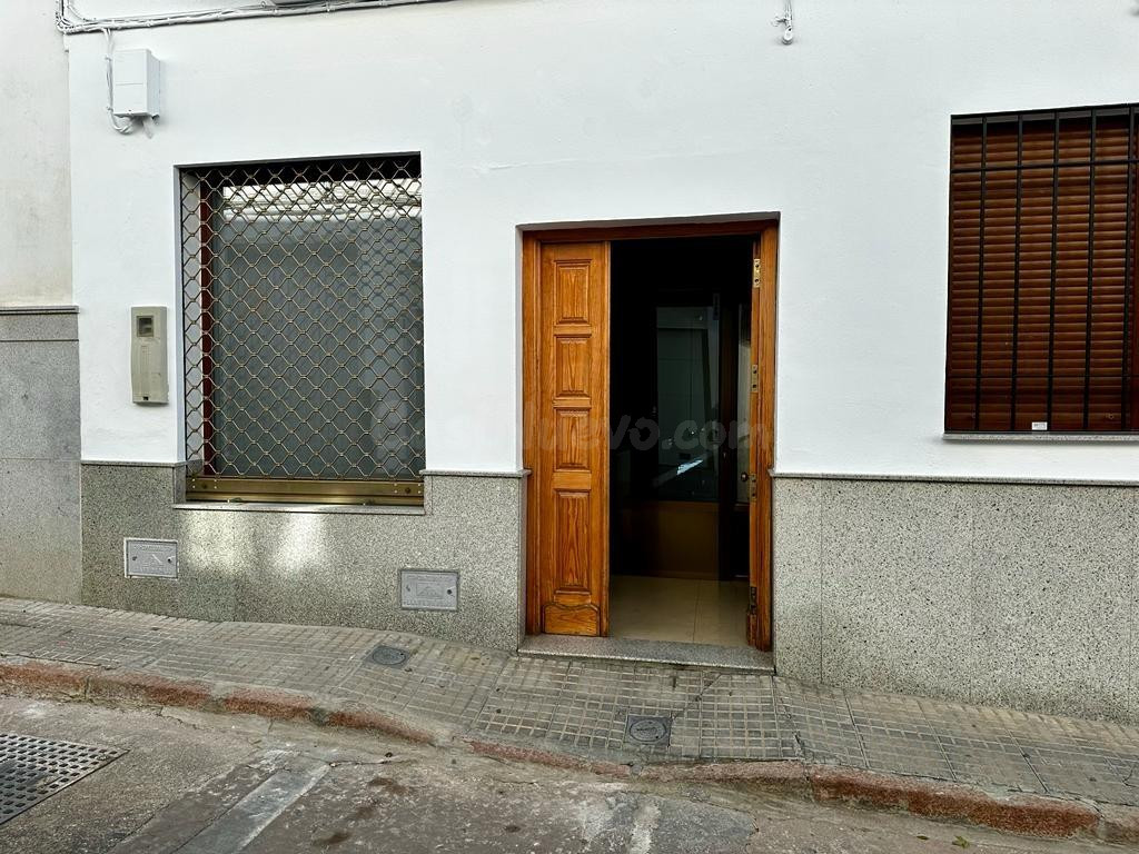 Local comercial 4 habitaciones 240m² en alquiler - Fuente ob - foto 4
