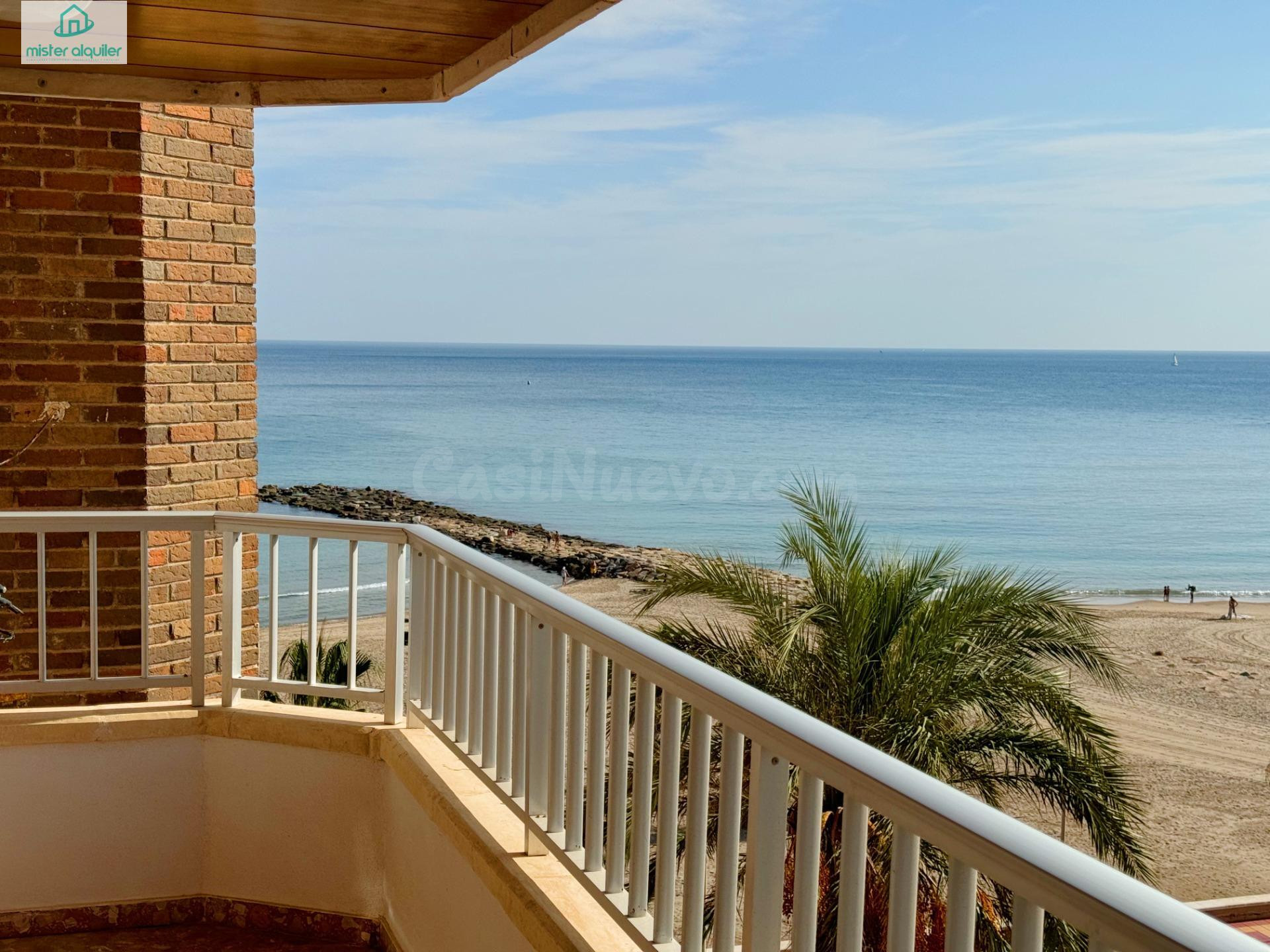 Apartamento 3 habitaciones 92m² en alquiler - 1a linea