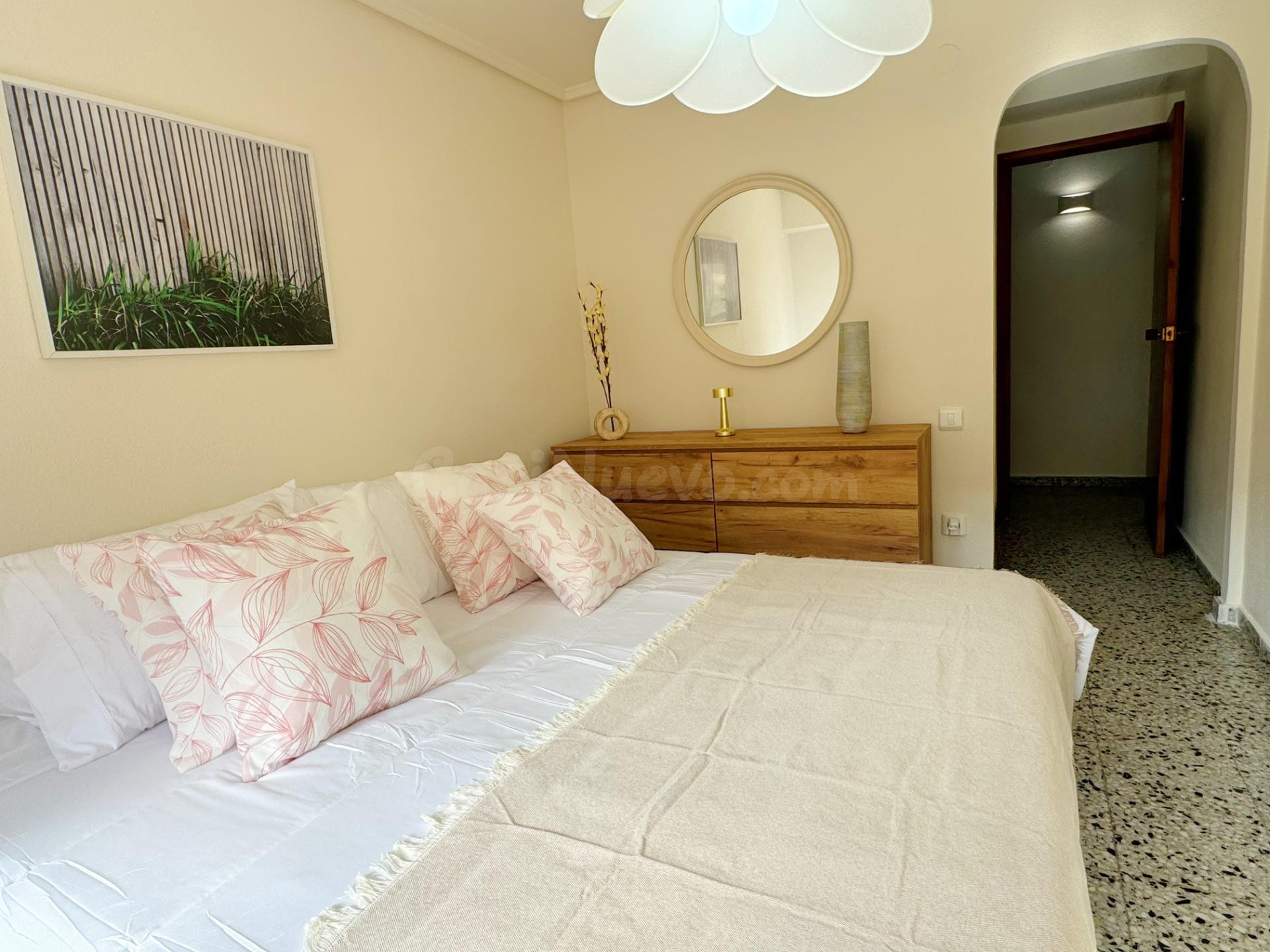 Apartamento 4 habitaciones 120m² en alquiler - Campello Playa