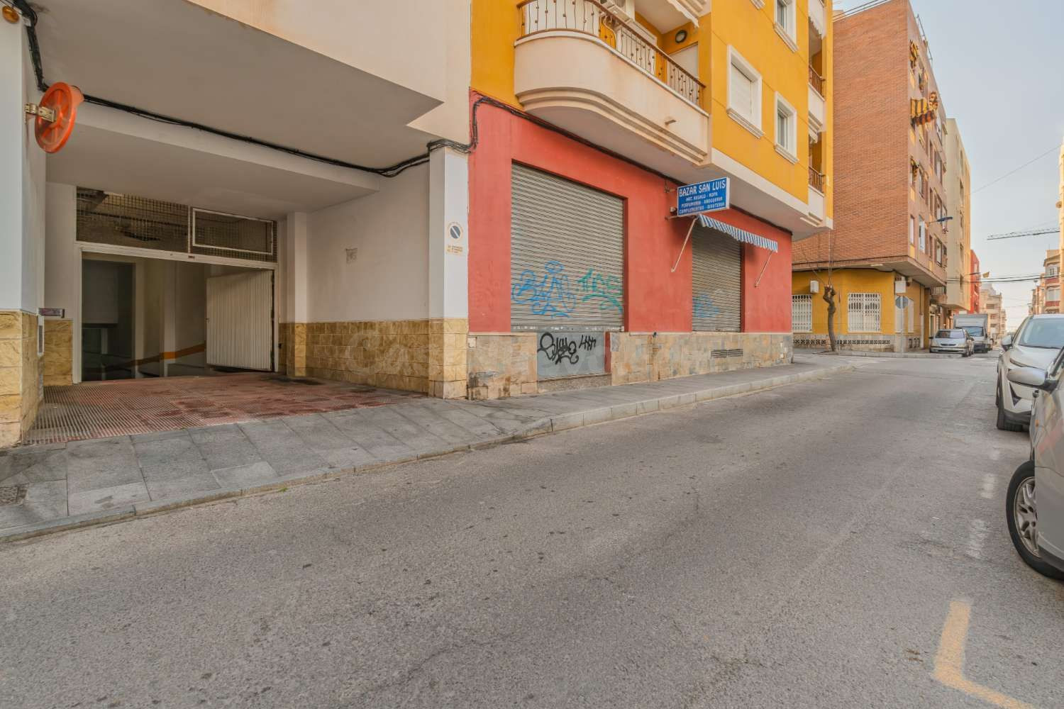 Garaje 13m² en venta - Centro