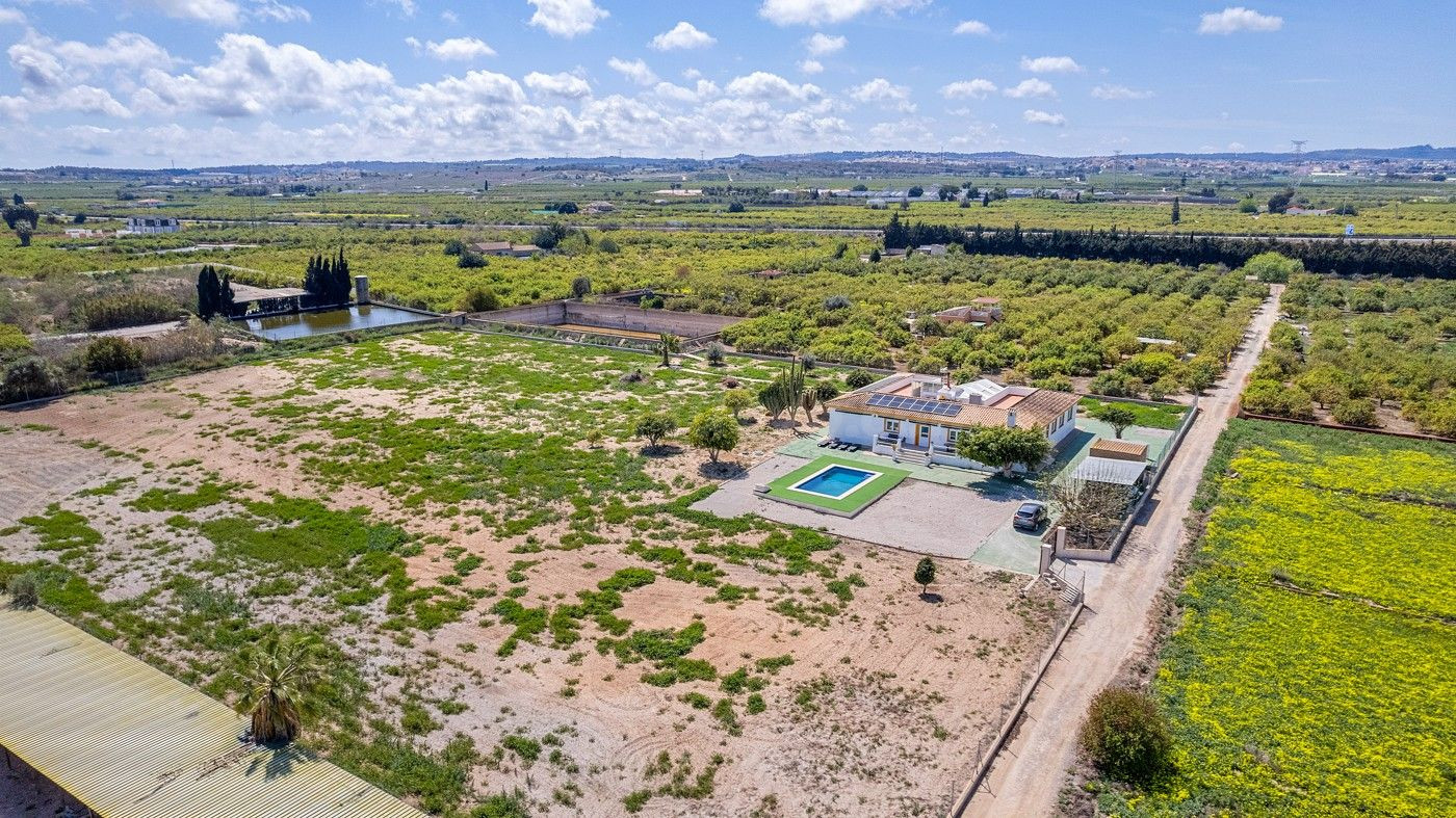 Villa 6 habitaciones 340m² en venta - Pueblo 8
