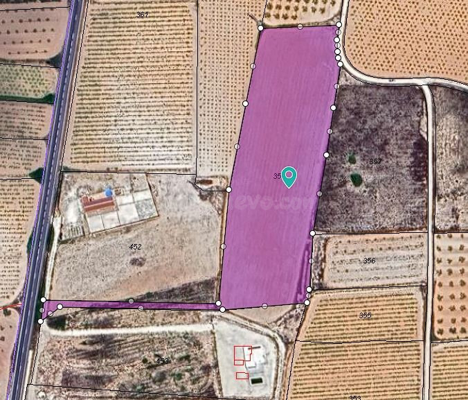 Parcela de campo en venta en Pinoso, Comunidad Valenciana