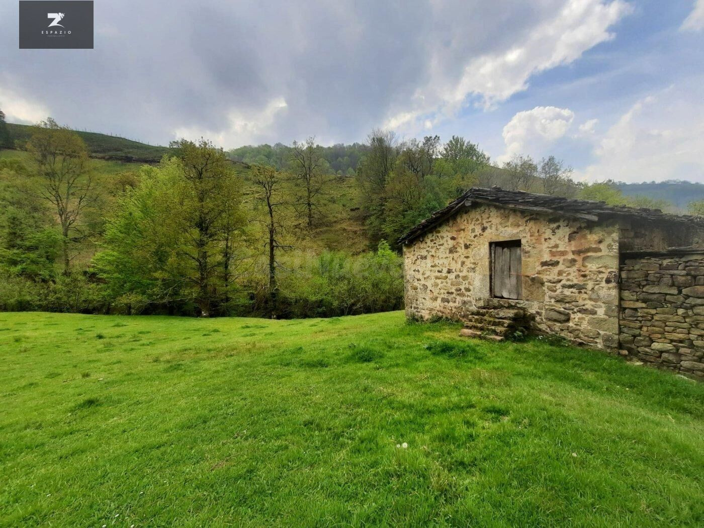 Cabaña Pasiega con Finca en Selaya