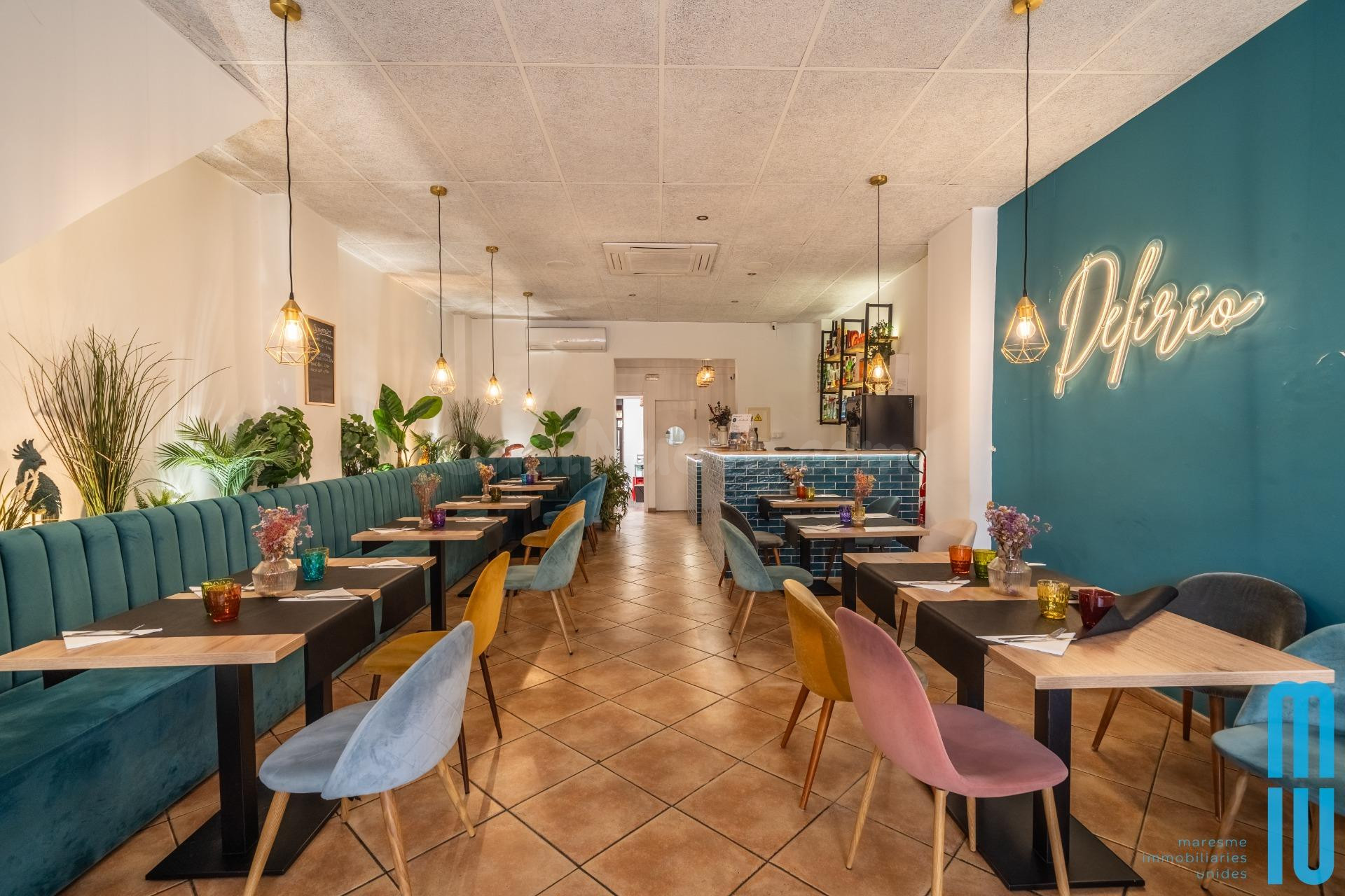 Local comercial 355m² en alquiler - Arenys de mar